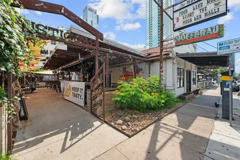 $349,900 | 505 West 7th Street, Unit 308, Austin, TX 78701