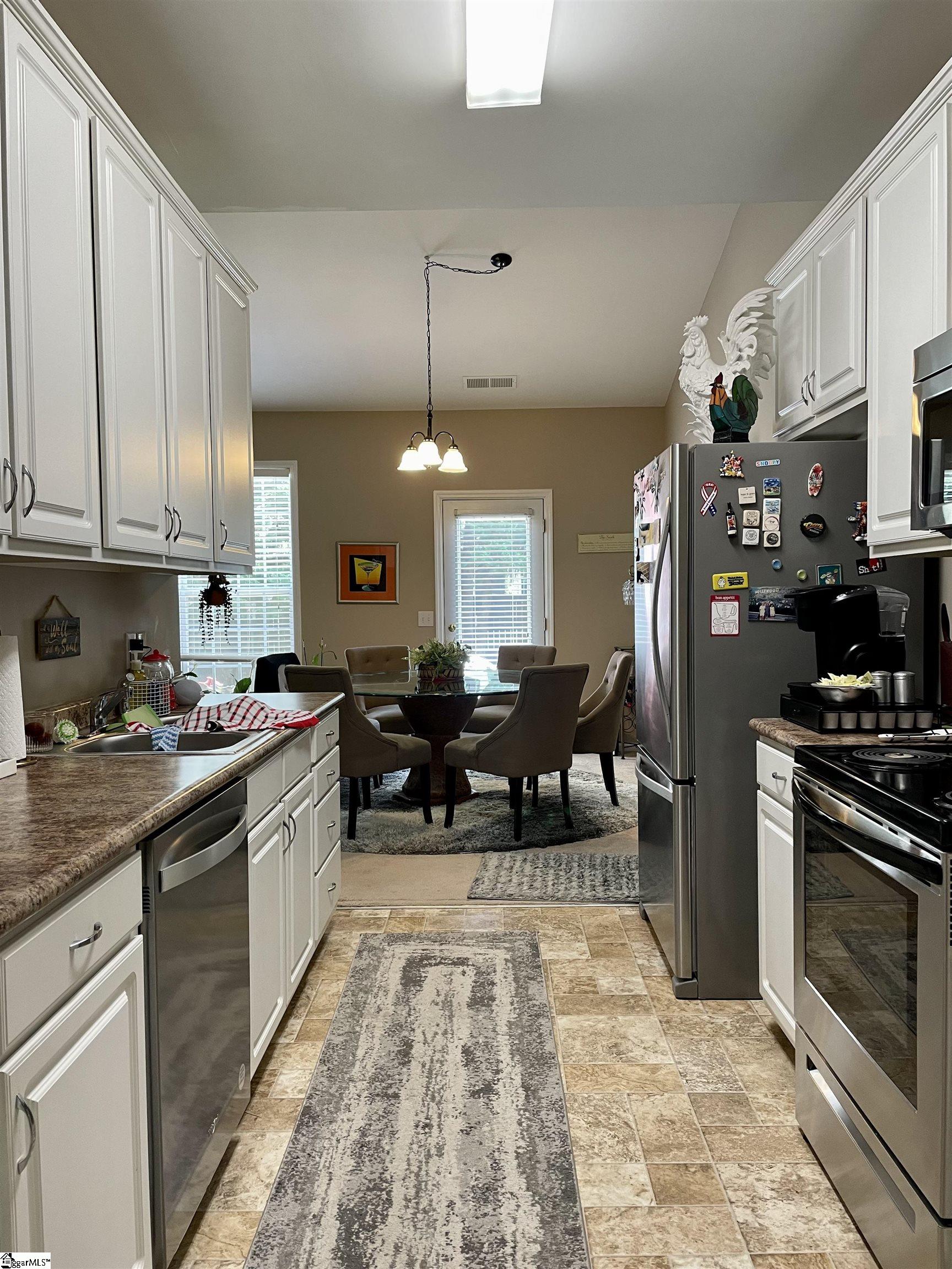 820 Medora Drive Greer, SC 29650 - Photo 10 of 22