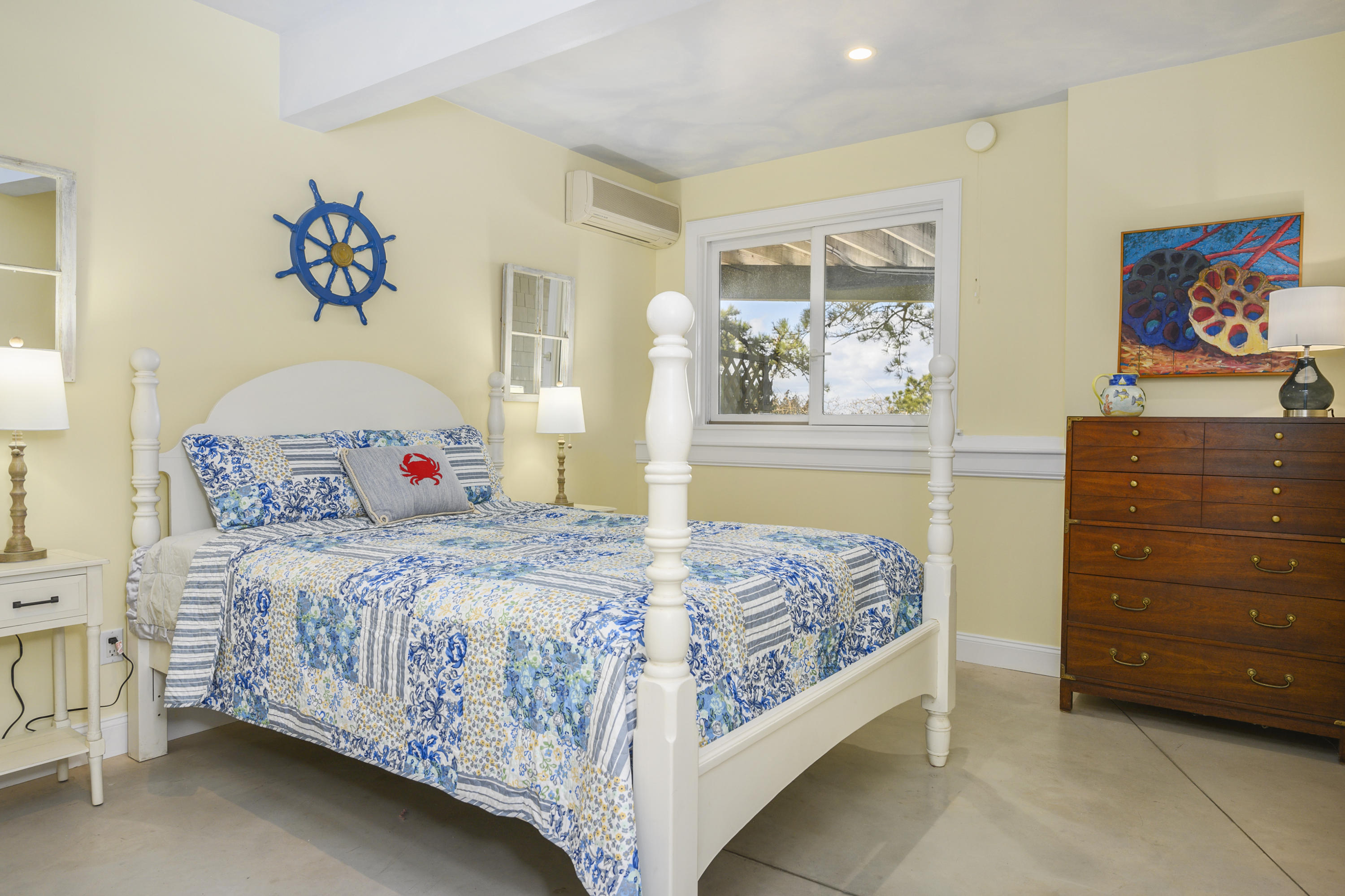 20 Partridge Way Wellfleet, MA 02667 - Photo 38 of 43 a bedroom with a bed and a window