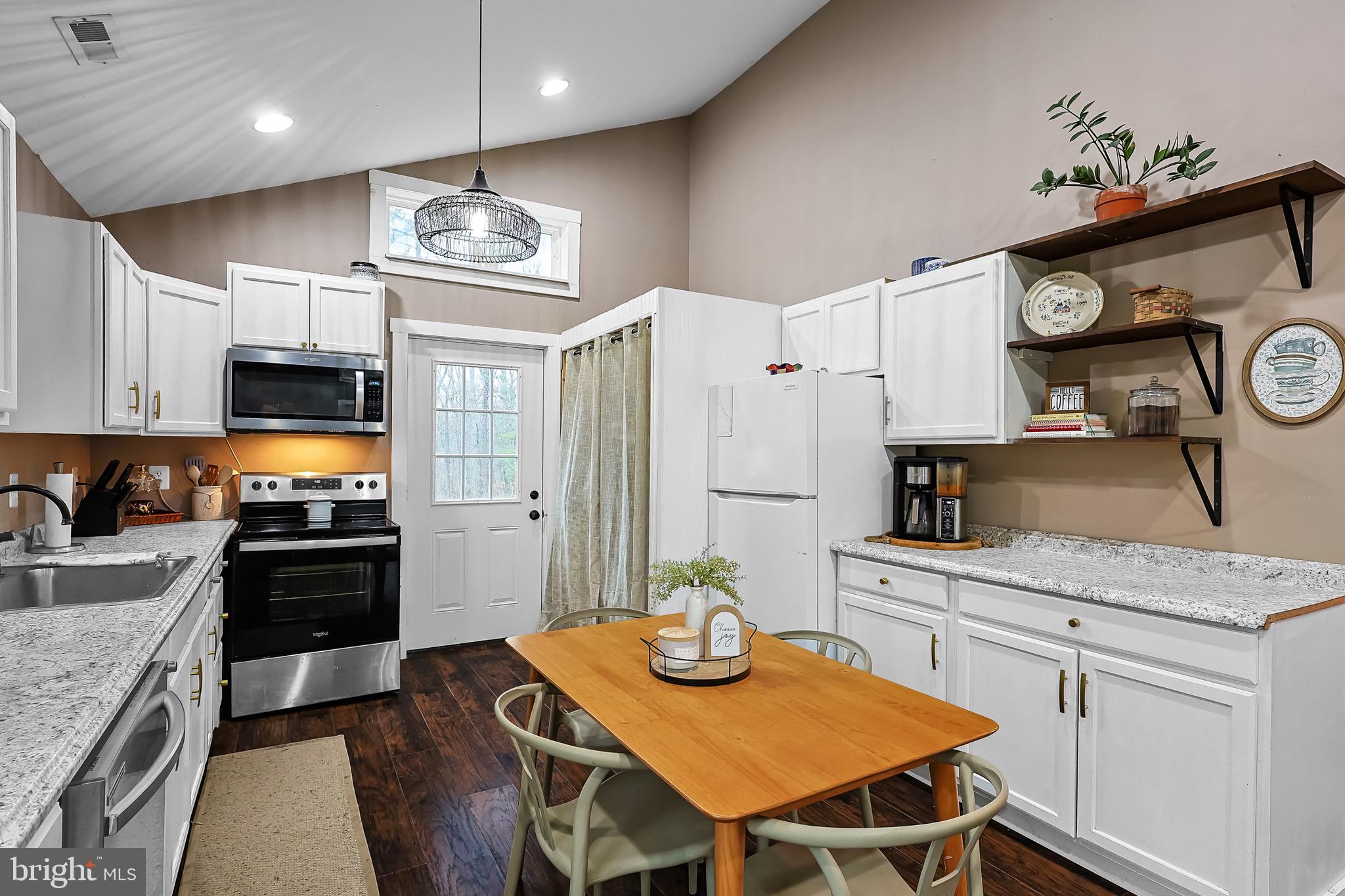 2641 Hickory Corner Road Augusta, WV 26704 - Photo 13 of 34