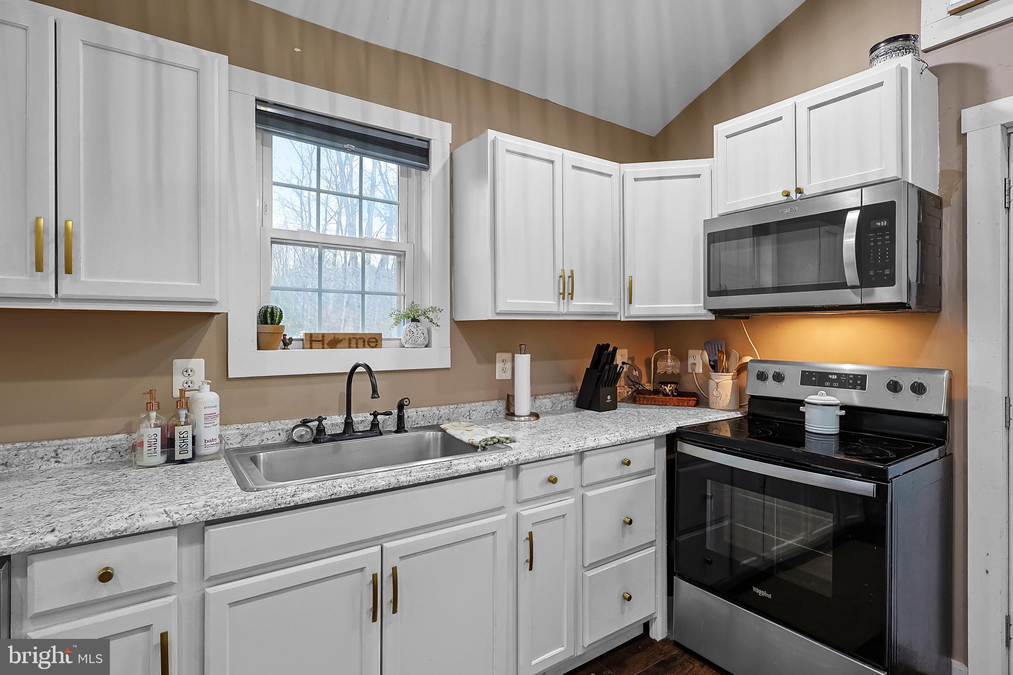 2641 Hickory Corner Road Augusta, WV 26704 - Photo 15 of 34