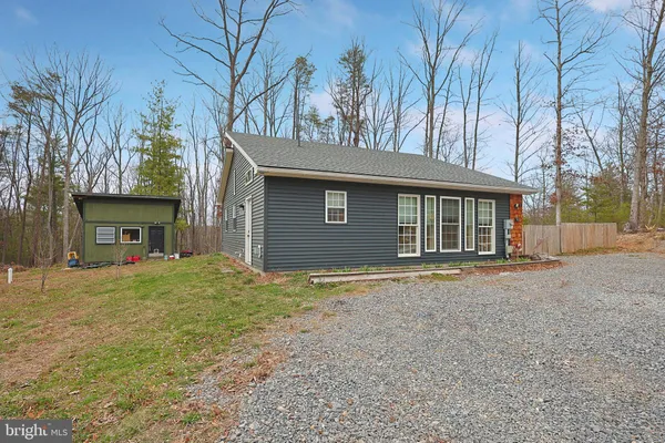 $325,000 | 2641 Hickory Corner Road, Augusta, WV 26704