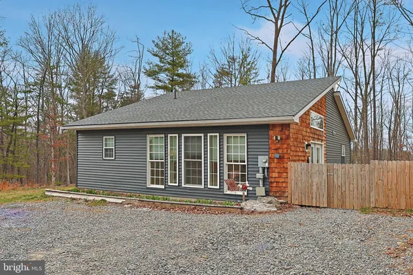 $325,000 | 2641 Hickory Corner Road, Augusta, WV 26704