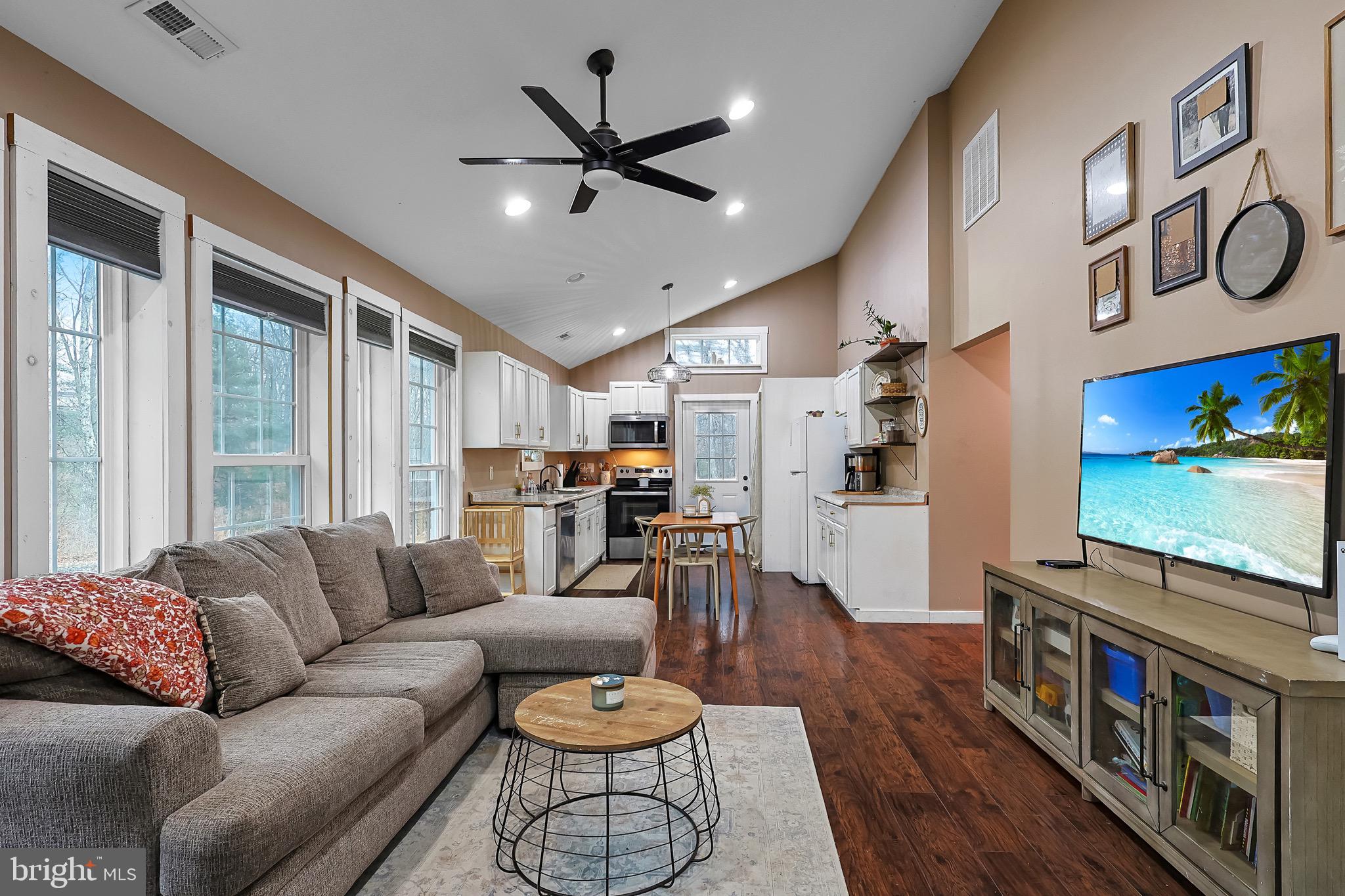 2641 Hickory Corner Road Augusta, WV 26704 - Photo 8 of 34