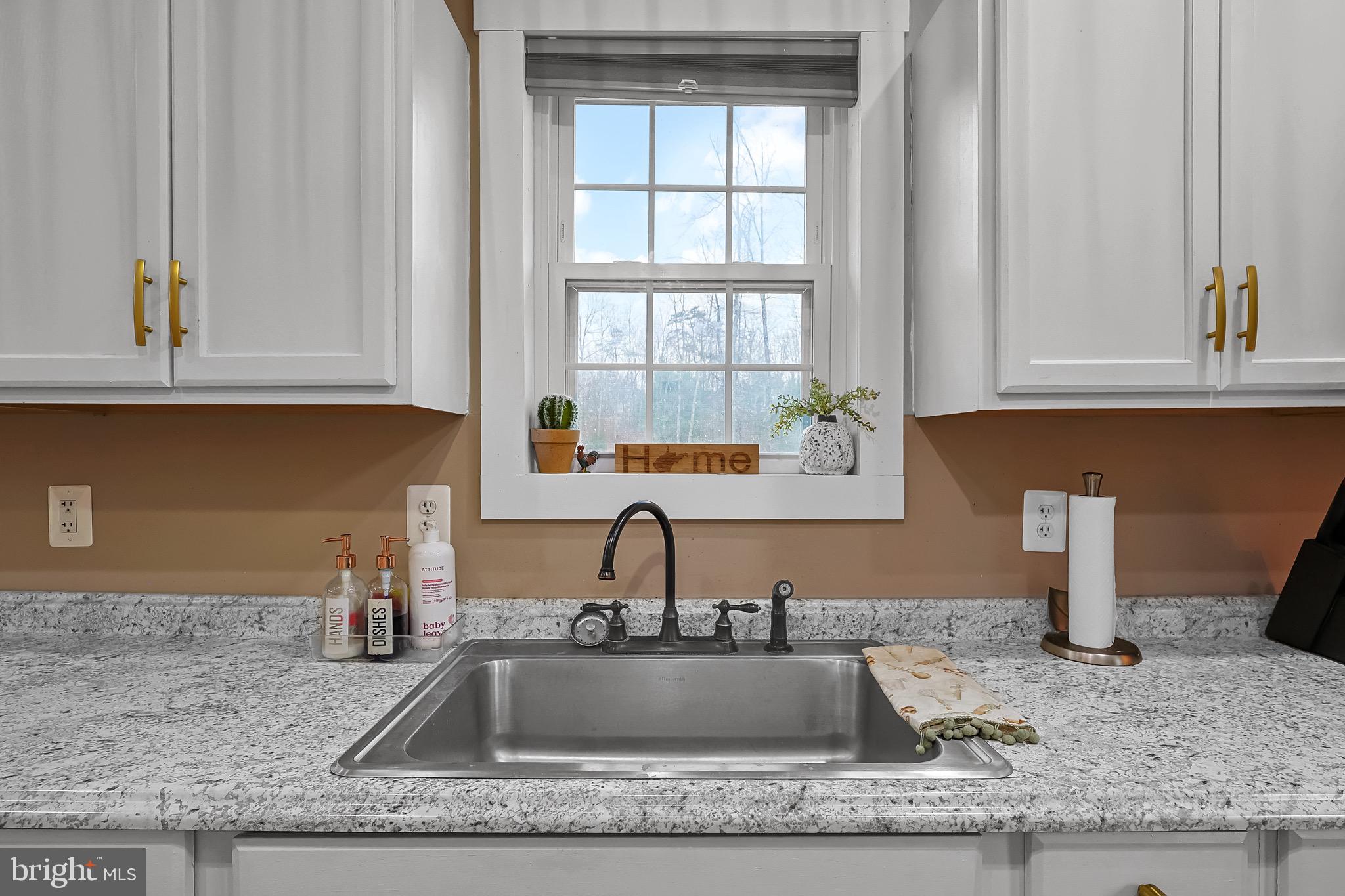 2641 Hickory Corner Road Augusta, WV 26704 - Photo 9 of 34