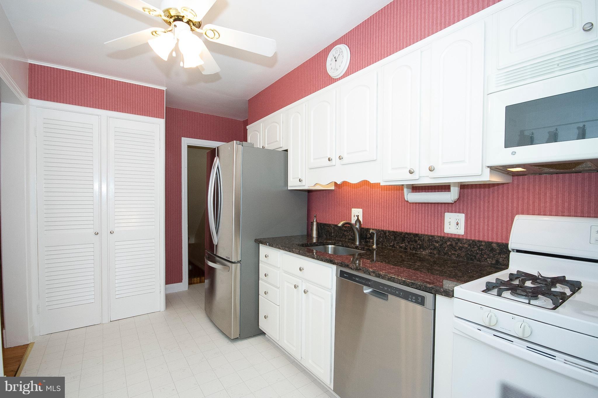 361 Whitfield Road Catonsville, MD 21228 - Photo 13 of 28 Kitchen