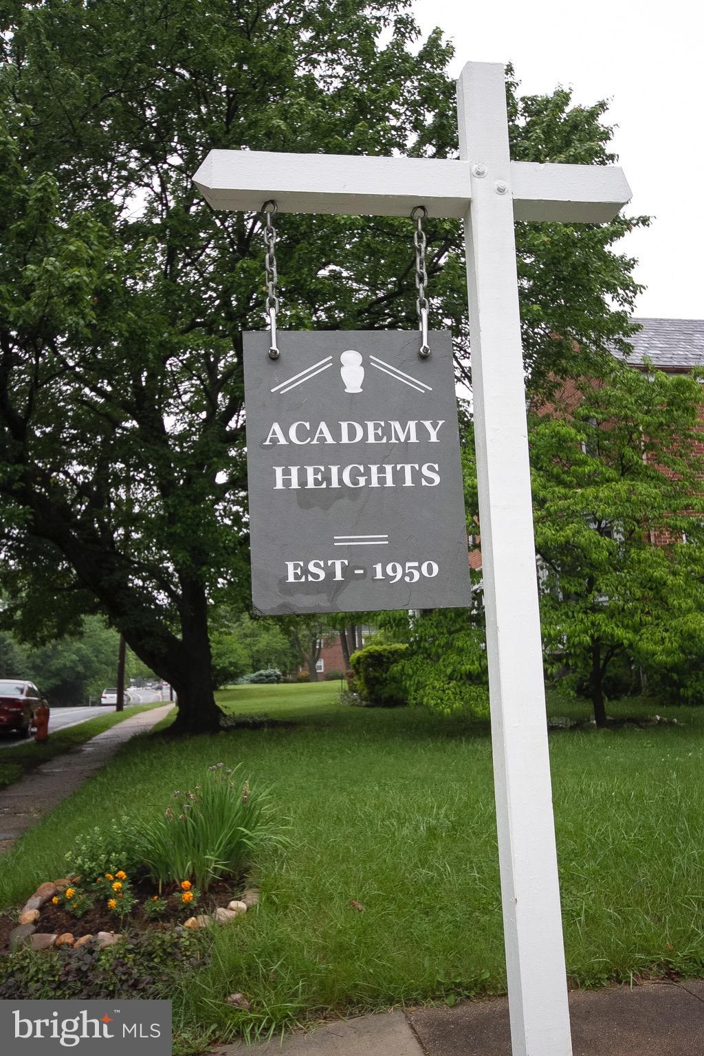 361 Whitfield Road Catonsville, MD 21228 - Photo 3 of 28 Academy Heights Neighborhood