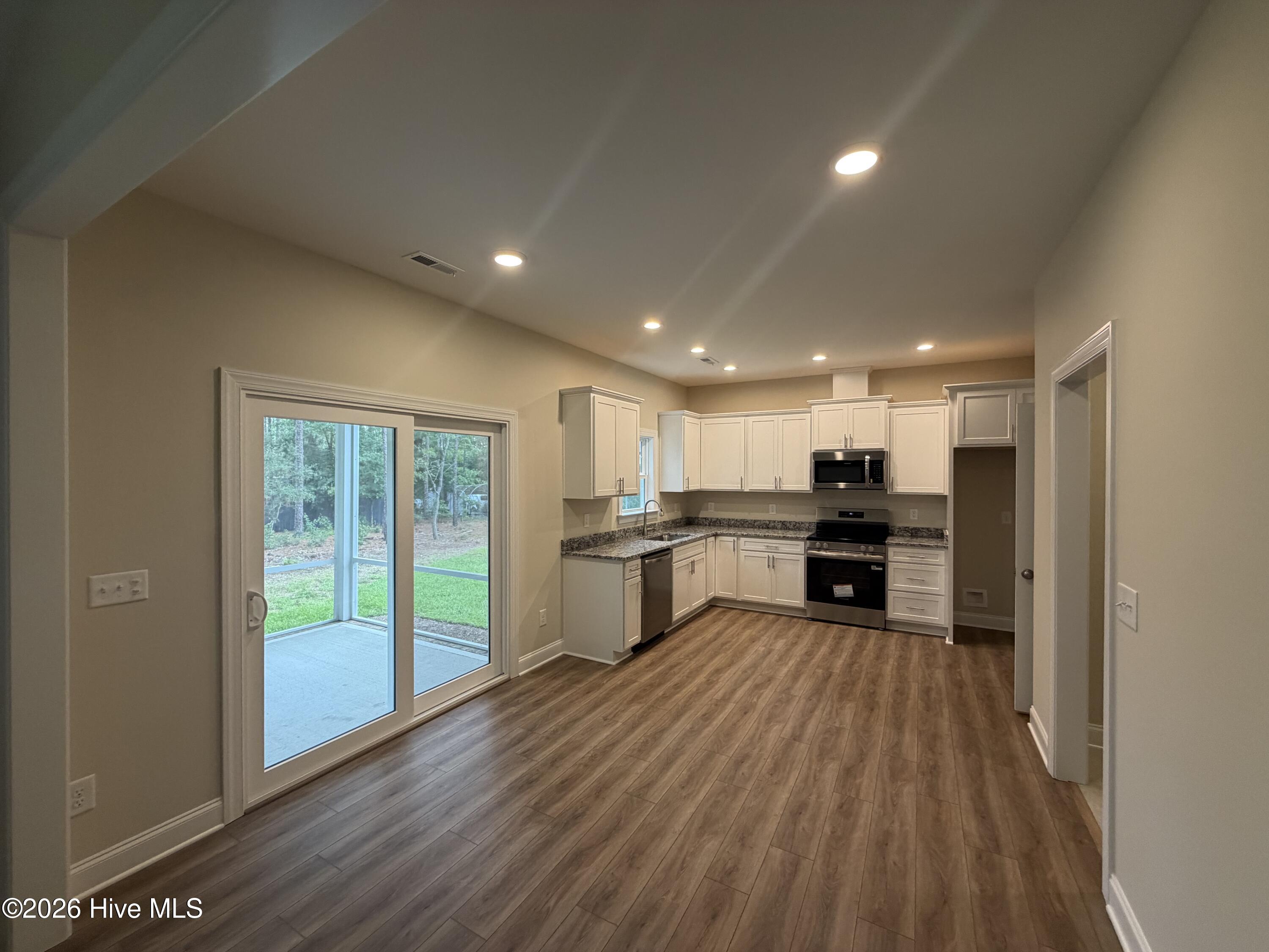 1854 Salisbury Road Southport, NC 28461 - Photo 4 of 13