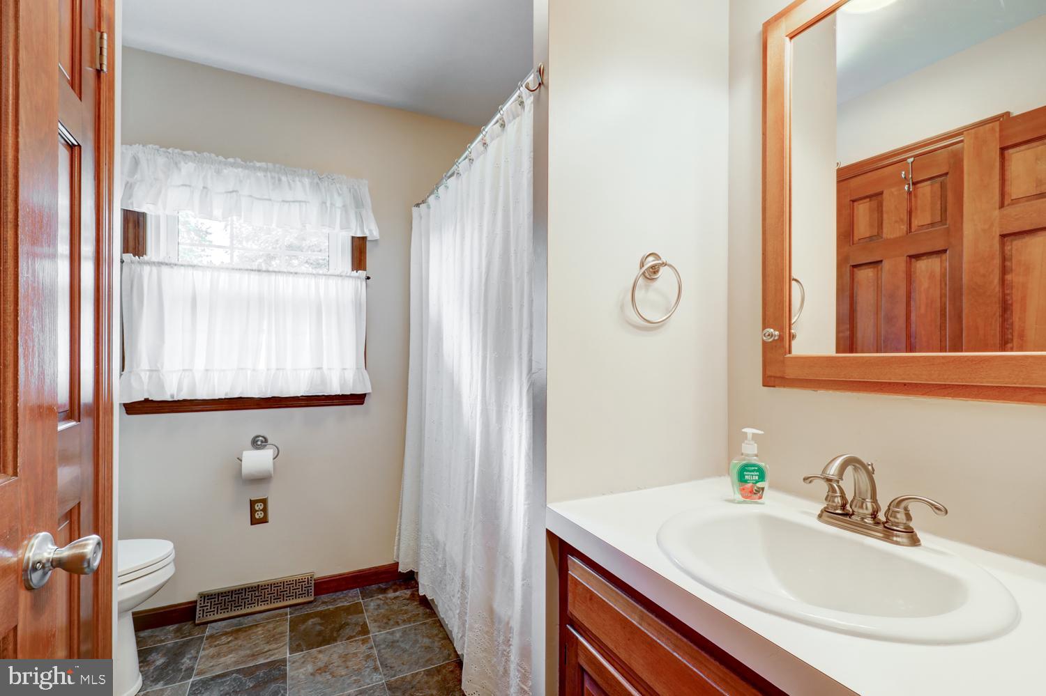 771 East Oregon Road Lititz, PA 17543 - Photo 22 of 63