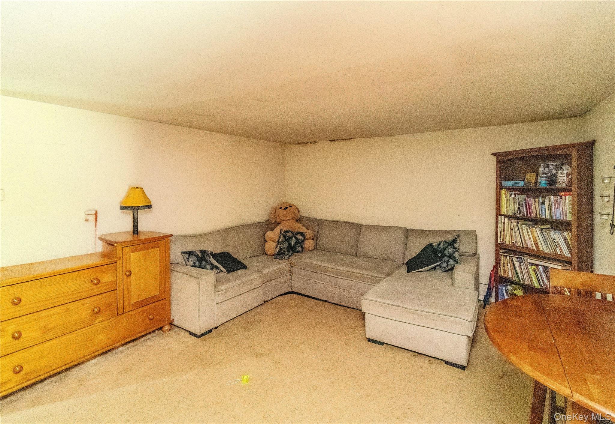 95 Riley Road New Windsor, NY 12553 - Photo 19 of 32 Gallery Image 19
