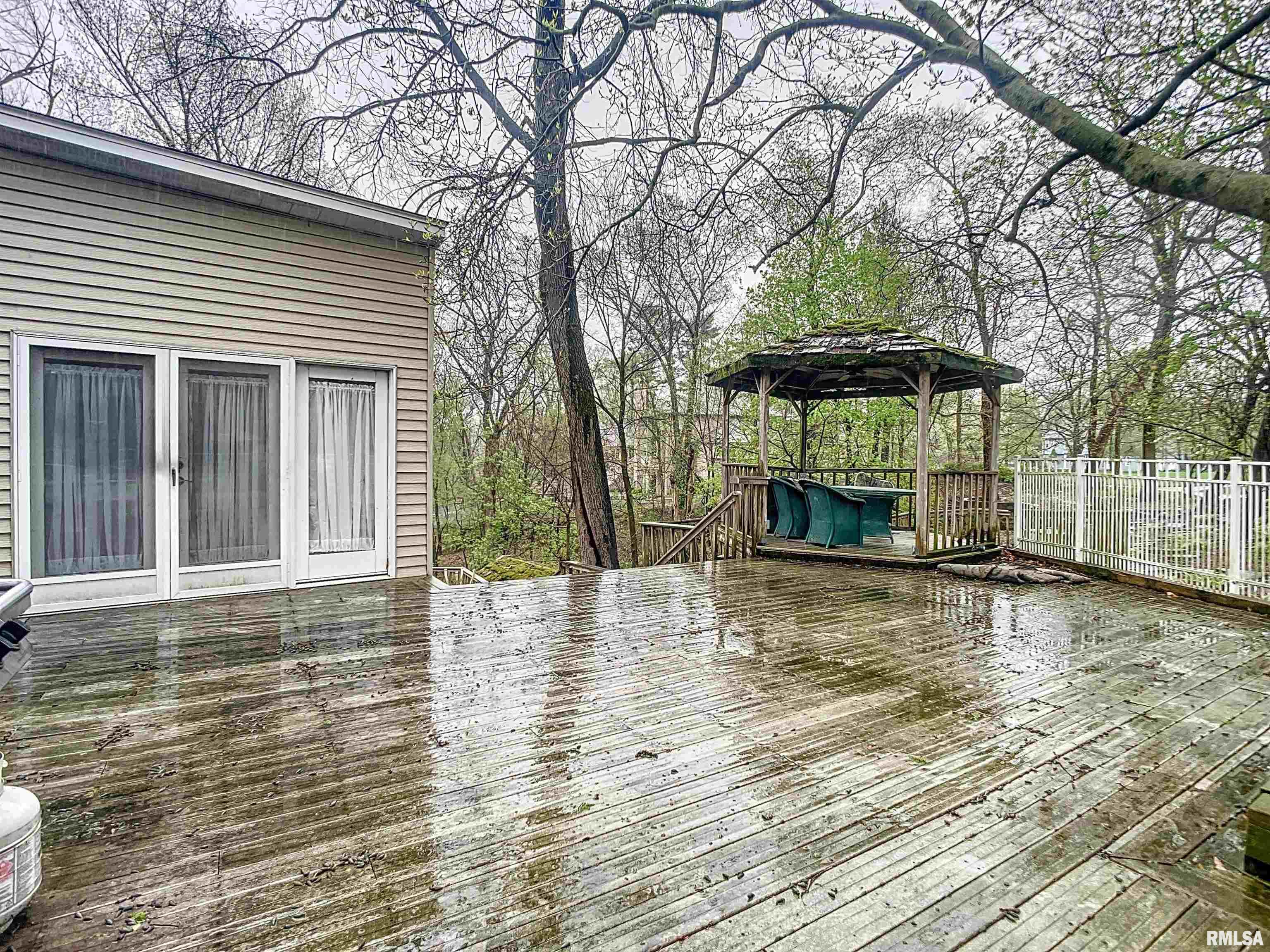 49 Hawthorne Road Rock Island, IL 61201 - Photo 24 of 27 Gallery Image 24
