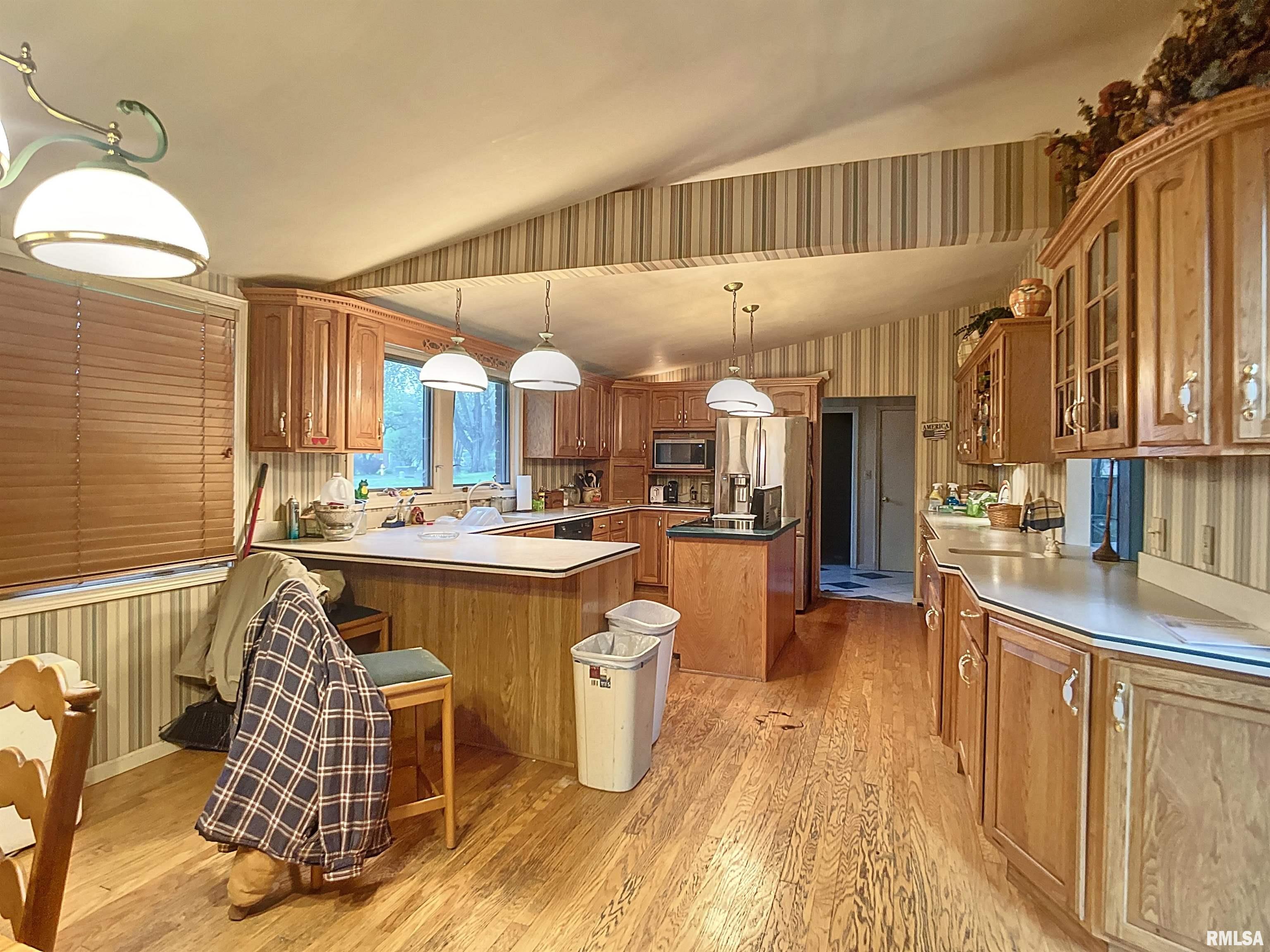 49 Hawthorne Road Rock Island, IL 61201 - Photo 8 of 27 Gallery Image 8