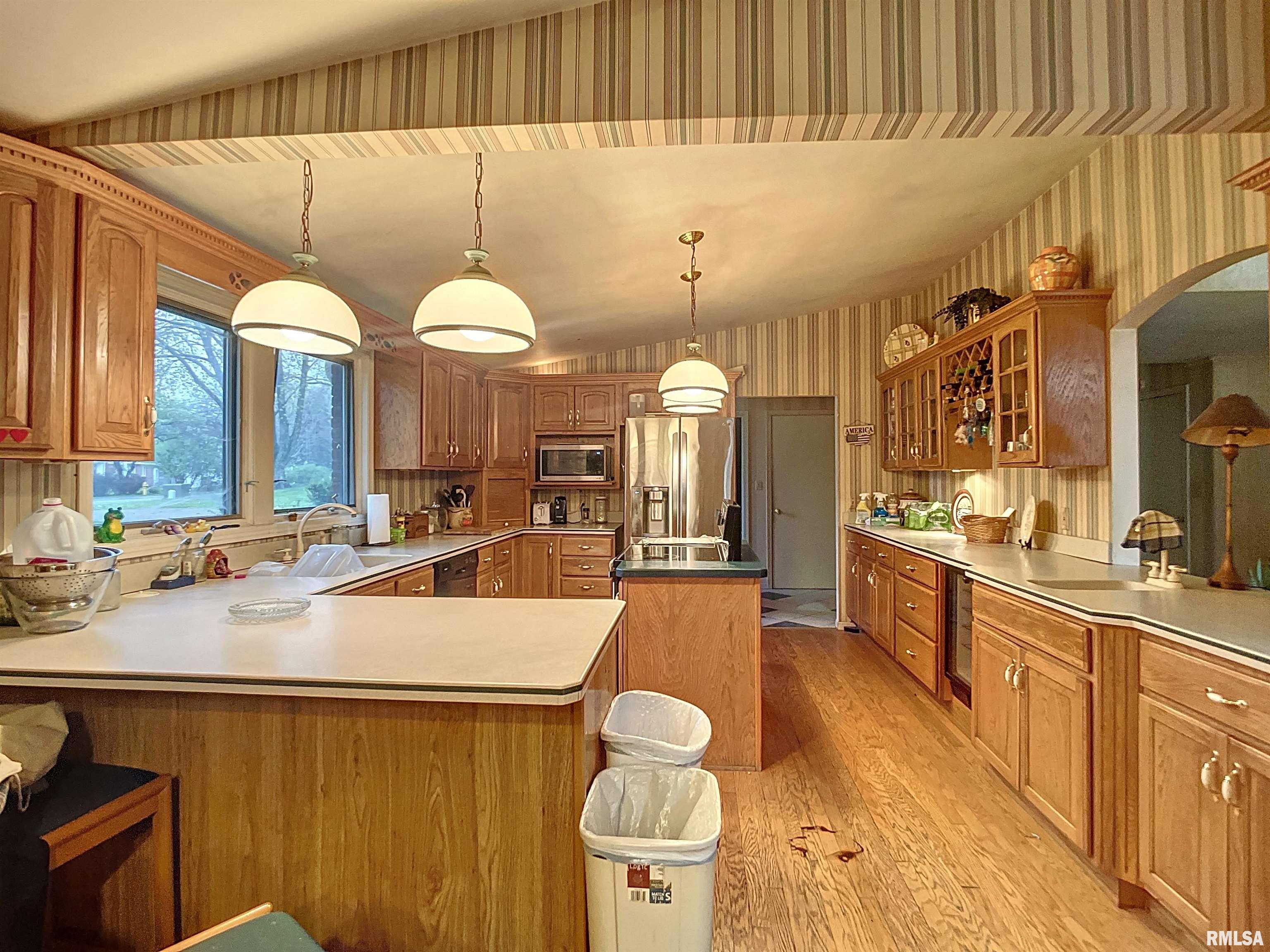 49 Hawthorne Road Rock Island, IL 61201 - Photo 9 of 27 Gallery Image 9