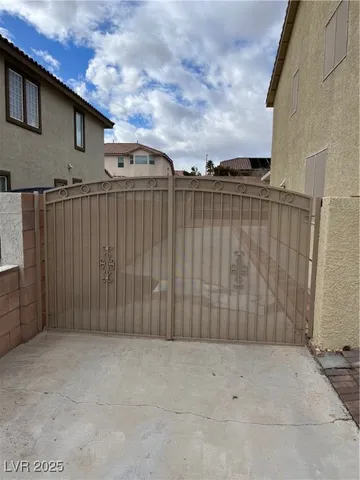 $5,700 | 2937 Copper Beach Court, Las Vegas, NV 89117