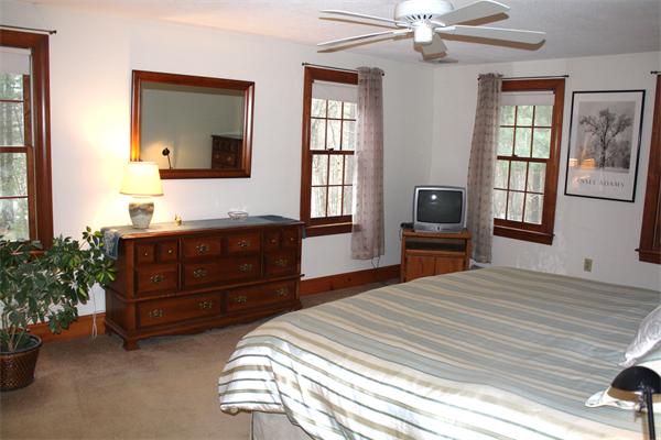 62 Powers Road Westford, MA 01886 - Photo 24 of 29 Gallery Image 24