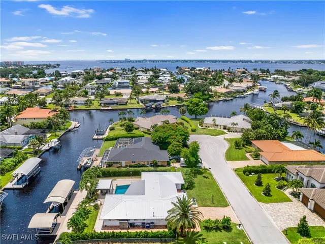$1,385,000 | 980 Bal Isle Drive, Fort Myers, FL 33919