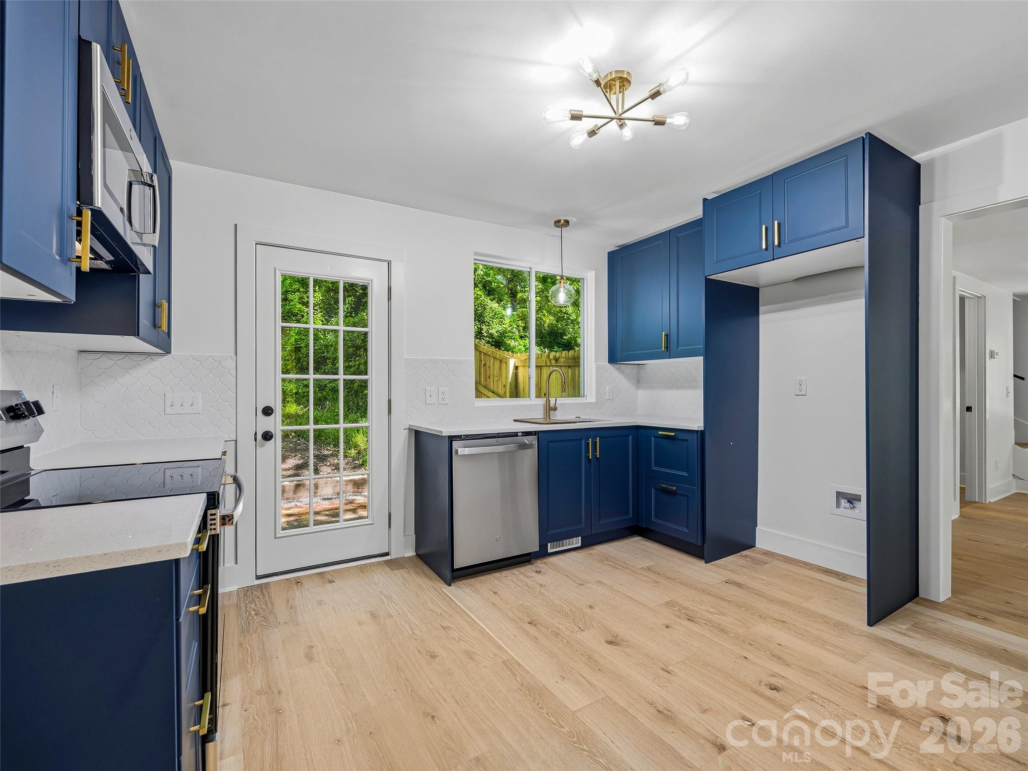 895 North Trade Street Tryon, NC 28782 - Photo 15 of 45