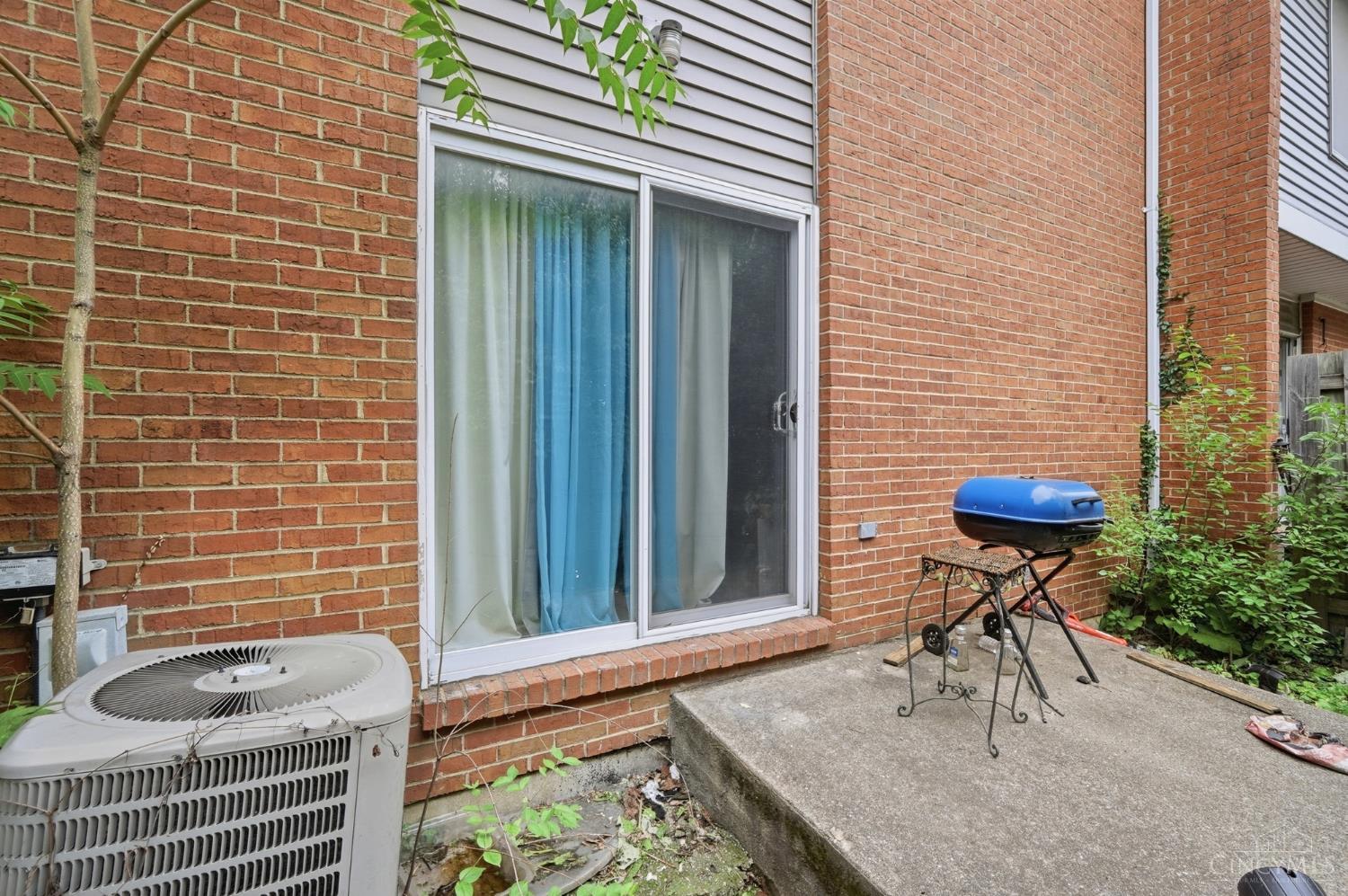 3433 Reading Road Cincinnati, OH 45229 - Photo 45 of 54