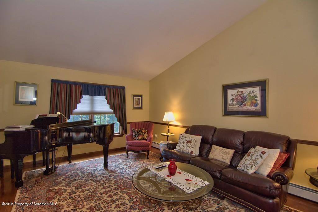 103 Stoney Creek Road Clarks Summit, PA 18411 - Photo 13 of 60 Gallery Image 13
