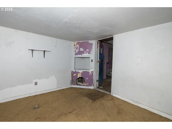 $185,000 | 5418 A Street, Springfield, OR 97478