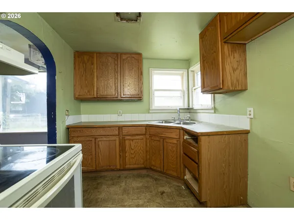 $185,000 | 5418 A Street, Springfield, OR 97478