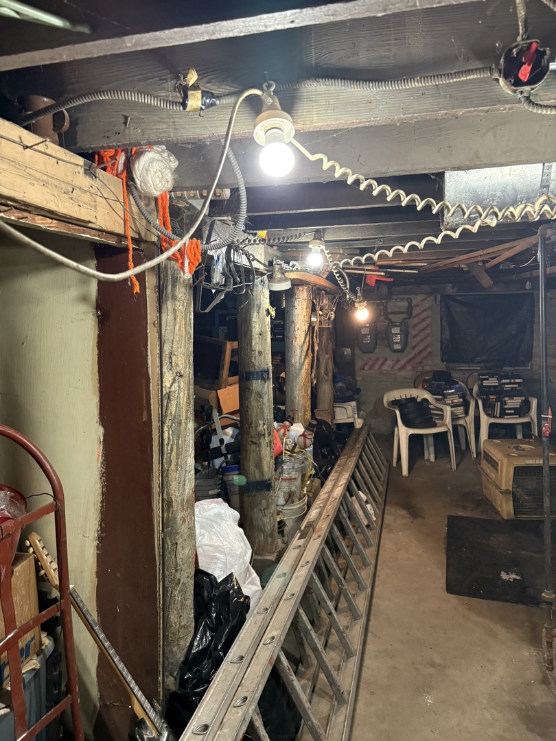 8750 South Exchange Avenue Chicago, IL 60617 - Photo 11 of 11 a view of a room with gym equipment