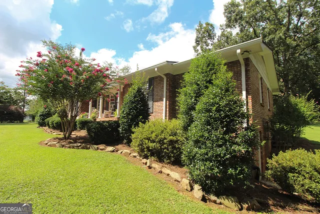 $445,000 | 1055 East Hermitage Road Northeast, Rome, GA 30161