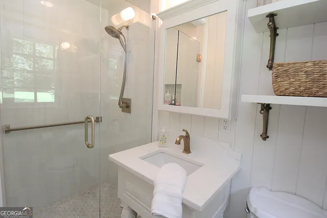 $445,000 | 1055 East Hermitage Road Northeast, Rome, GA 30161