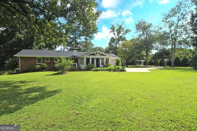 $445,000 | 1055 East Hermitage Road Northeast, Rome, GA 30161