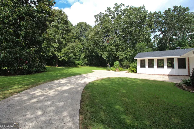 $445,000 | 1055 East Hermitage Road Northeast, Rome, GA 30161