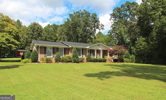 $445,000 | 1055 East Hermitage Road Northeast, Rome, GA 30161