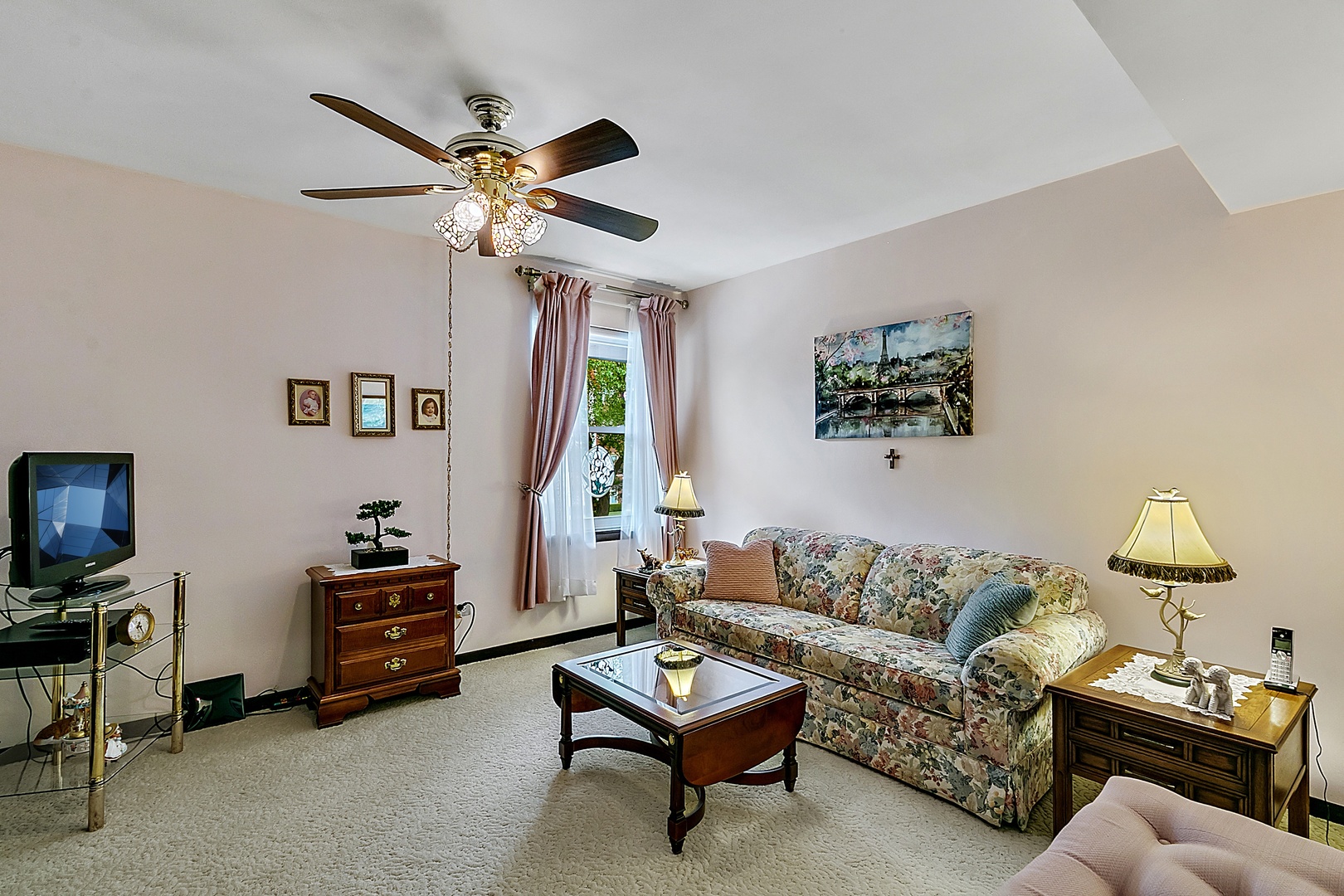 475 Shenstone Road, Unit 204 Riverside, IL 60546 - Photo 13 of 26