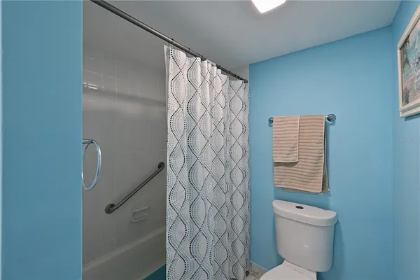 $199,000 | 2901 26th Street West, Unit 320, Bradenton, FL 34205
