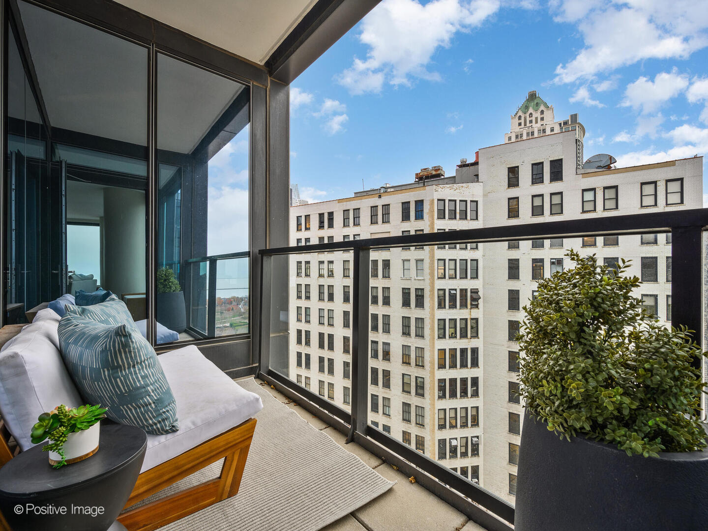 60 East Monroe Street, Unit 2001 Chicago, IL 60603 - Photo 30 of 68