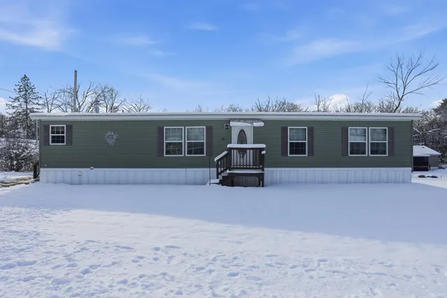 $350,000 | 30 Winter Street, Salem, NH 03079