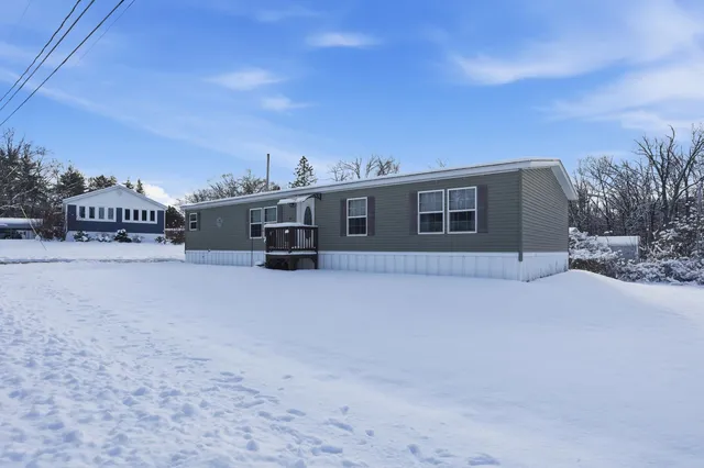 $350,000 | 30 Winter Street, Salem, NH 03079