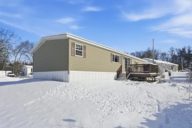 $350,000 | 30 Winter Street, Salem, NH 03079