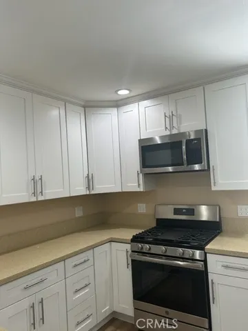 $4,200 | 17257 Welby Way, Van Nuys, CA 91406