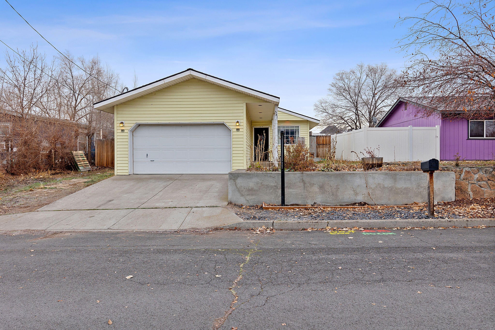 541 Southwest 3rd Street Madras, OR 97741 - Photo 2 of 20 Front Exterior from the street view.