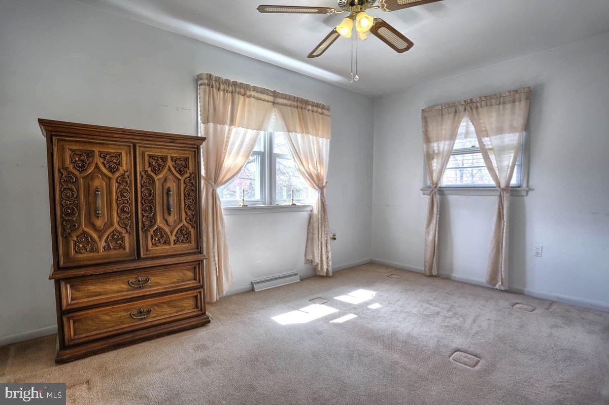 3228 Cloverfield Road Harrisburg, PA 17109 - Photo 9 of 20 Gallery Image 9