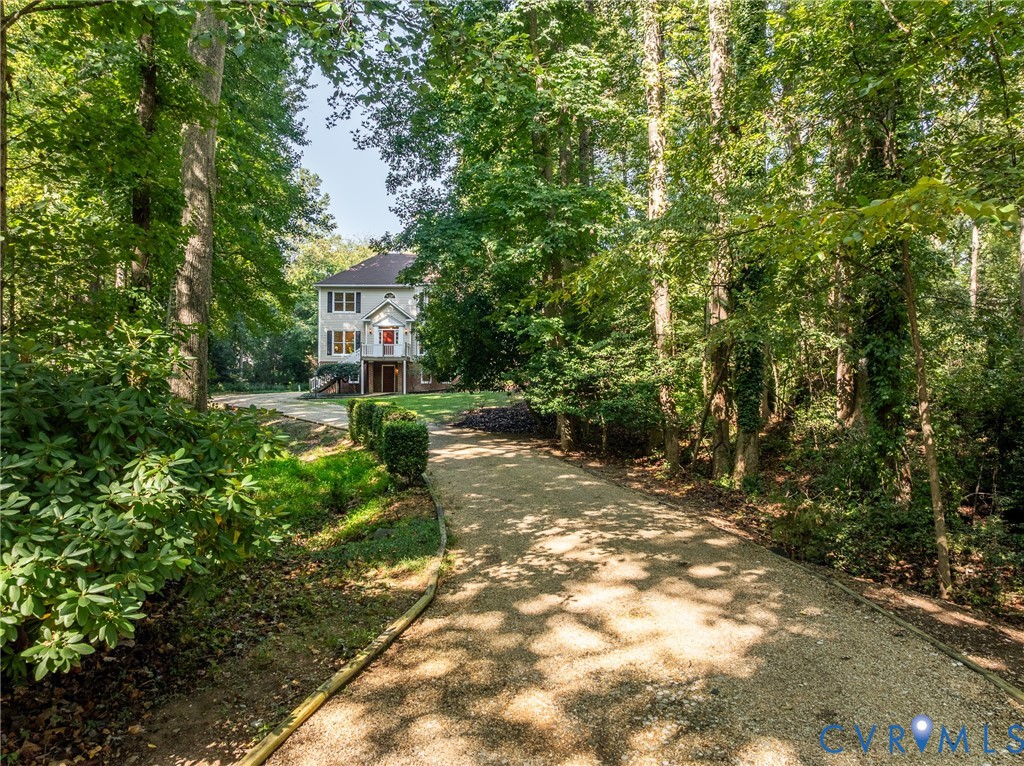 4418 Croatan Road Richmond, VA 23235 - Photo 48 of 50 Private driveway