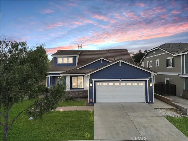 front view of house with a yard