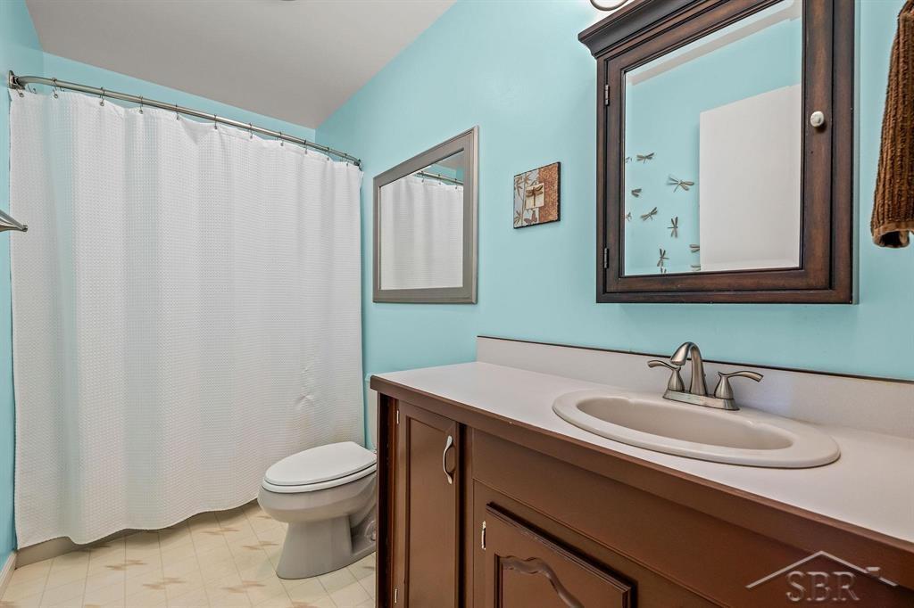 1609 East Stewart Road Midland, MI 48640 - Photo 18 of 40 50155875-8a16a784-2b35-47de-95c6-3da401a9092a.JPG