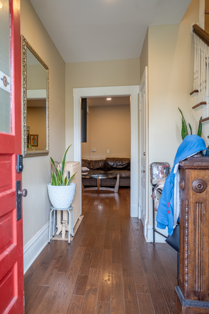 265 Slade Avenue Elgin, IL 60120 - Photo 5 of 23