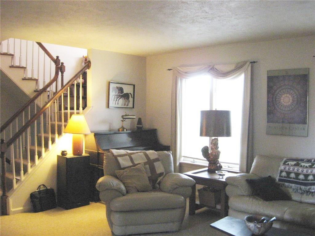 165 Shadow Ridge Drive Pittsburgh, PA 15238 - Photo 3 of 22 Gallery Image 3
