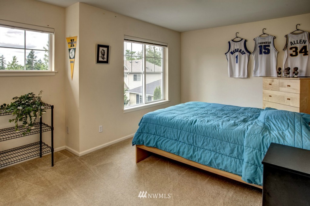 16116 Parkside Way Southeast Renton, WA 98058 - Photo 12 of 15