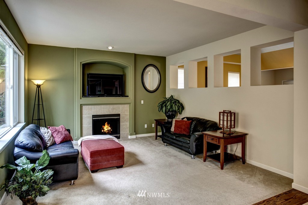 16116 Parkside Way Southeast Renton, WA 98058 - Photo 6 of 15