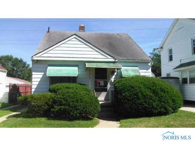 3906 Bellevue Road Toledo, OH 43613 - Photo 1 of 7 Exterior Front.