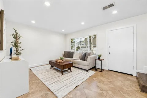 $699,000 | 17653 Brittany Lane, Unit 91, Huntington Beach, CA 92647