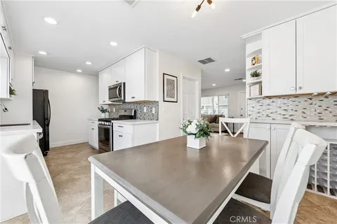 $699,000 | 17653 Brittany Lane, Unit 91, Huntington Beach, CA 92647